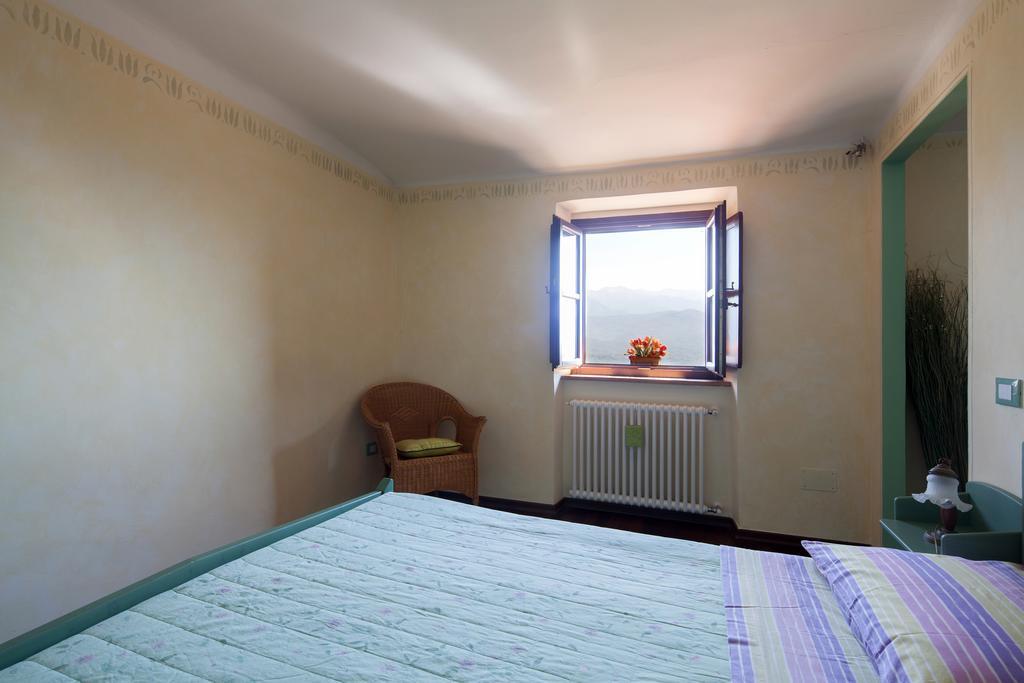 B&B La Pulce Dorata Mulazzo Esterno foto
